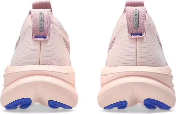 1012B899 700 ASICS Gel-Nimbus 28 (W) / Кроссовки