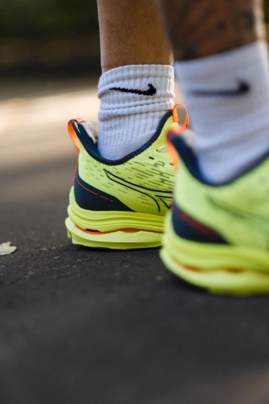 J1GC2178 24 MIZUNO Wave Rider Neo 2 / Кроссовки