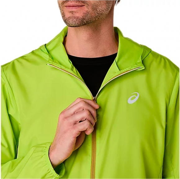 2011D216 301 ASICS Core Jacket / Ветровка