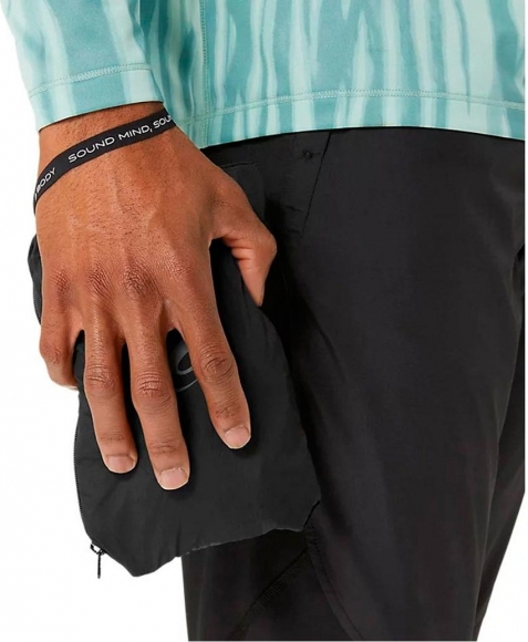 2011D084 001 ASICS Road Packable Jacket / Ветровка