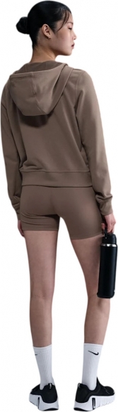 FN3211 233 NIKE W NK DF ONE HR 5IN SHORT / Шорты FN3211 233 NIKE W NK DF ONE HR 5IN SHORT / Шорты