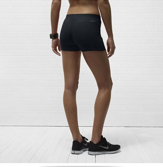 519835 010 NIKE Tempo Boy Short (W) / Шорты л/а