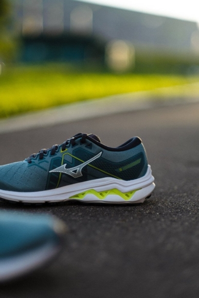 J1GC2244 01 MIZUNO Wave Inspire 18 / Кроссовки J1GC2244 01 MIZUNO Wave Inspire 18 / Кроссовки