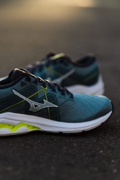 J1GC2244 01 MIZUNO Wave Inspire 18 / Кроссовки J1GC2244 01 MIZUNO Wave Inspire 18 / Кроссовки