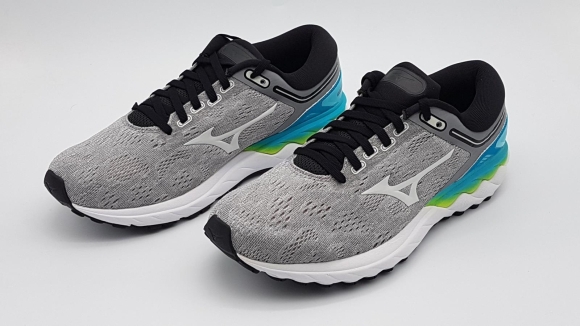 J1GD2009 40 MIZUNO Wave Skyrise (W) / Кроссовки