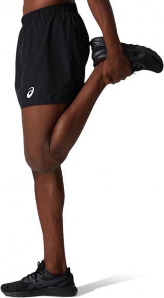 2011C336 001 ASICS Core 5in Short / Шорты