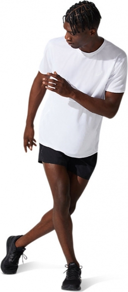 2011C336 001 ASICS Core 5in Short / Шорты