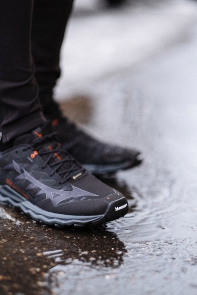 J1GJ2256 38 MIZUNO Wave Daichi 7 G-TX / Кроссовки внедорожники