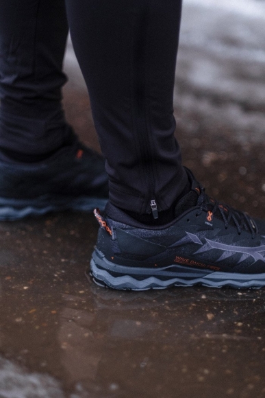 J1GJ2256 38 MIZUNO Wave Daichi 7 G-TX / Кроссовки внедорожники