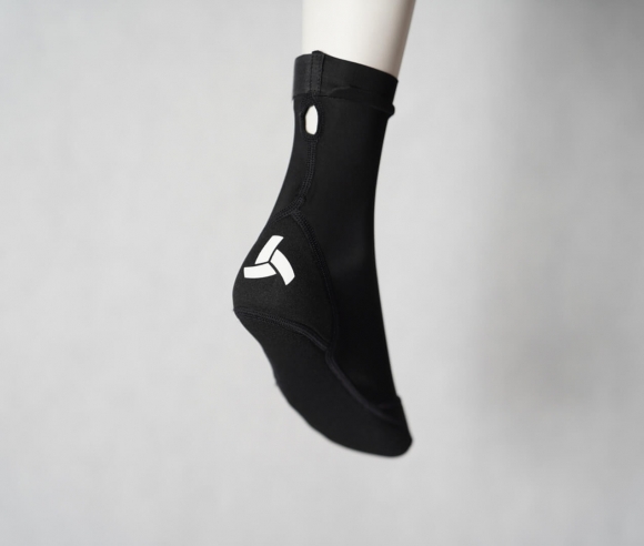 R210 0090 REBORN Beachvolley Socks / Носки для пляжного волейбола