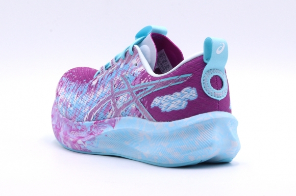 1012B675 500 ASICS Noosa Tri 16 (W) / Полумарафонки