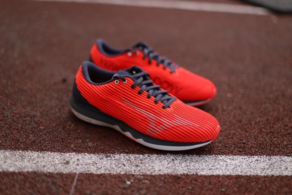 J1GC2030 21 MIZUNO Wave Shadow 4 / Полумарафонки