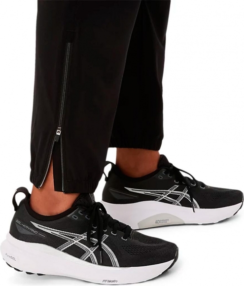 2012D176 001 ASICS Core Woven Pant (W) / Брюки спортивные