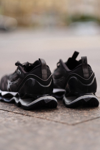 J1GC2283 04 MIZUNO Wave Prophecy 11 / Кроссовки