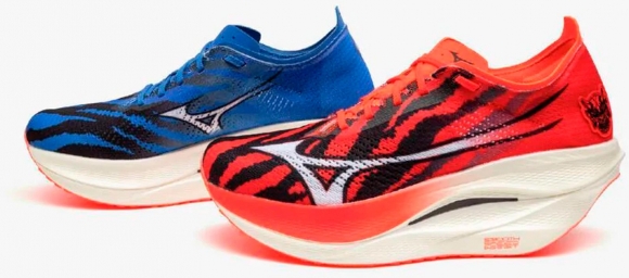 U1GD2533 03 MIZUNO Wave Rebellion Pro 3 / Марафонки