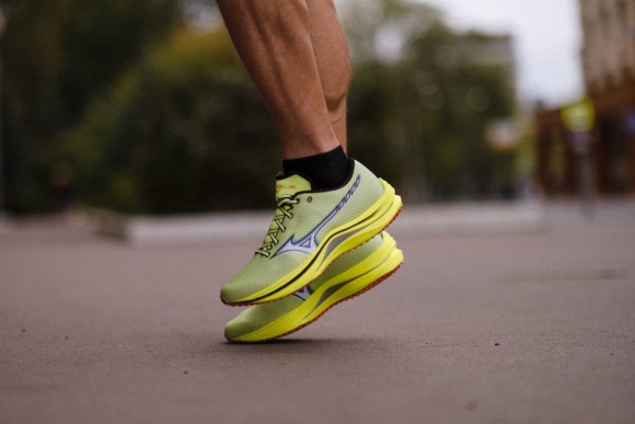 J1GC2117 02 MIZUNO Wave Rebellion / Марафонки J1GC2117 02 MIZUNO Wave Rebellion / Марафонки