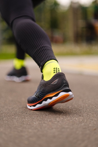 J1GC2202 51 MIZUNO Wave Sky 6 / Кроссовки J1GC2202 51 MIZUNO Wave Sky 6 / Кроссовки