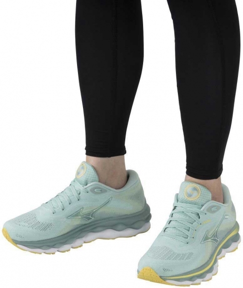 J1GD2302 73 MIZUNO Wave Sky 7 (W) / Кроссовки