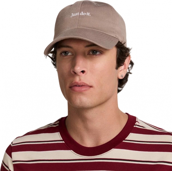 FB5370 214 NIKE U NK CLUB CAP U CB JDI L / Кепка
