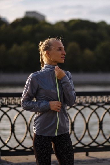 J2GE1200 03 MIZUNO Aero Jacket (W) / Ветровка