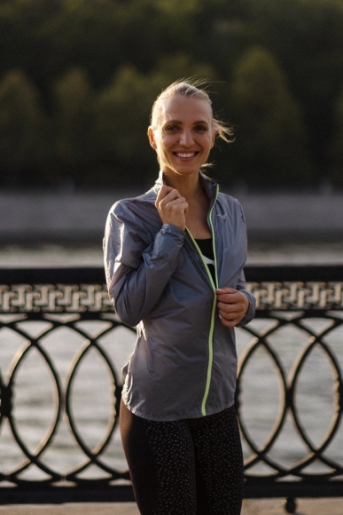 J2GE1200 03 MIZUNO Aero Jacket (W) / Ветровка