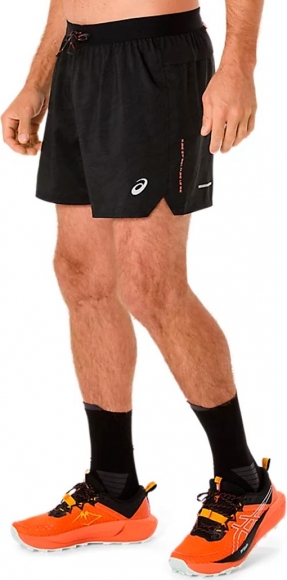 2011C988 003 ASICS Fujitrail All Over Print 5in Short / Шорты