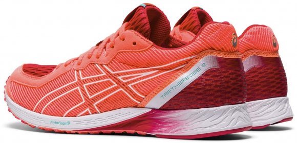 1012A733 600 ASICS Tartheredge 2 (W) / Марафонки