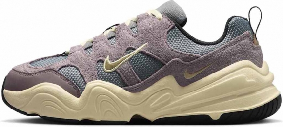 DR9761 008 NIKE W TECH HERA / Кроссовки