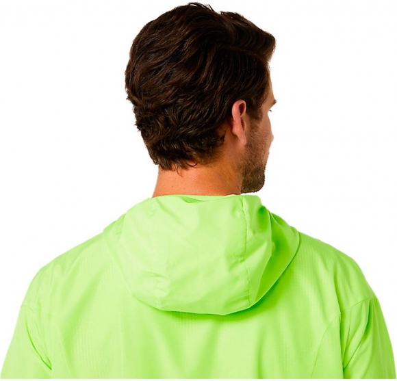 2011C241 300 ASICS Accelerate Light Jacket / Ветровка