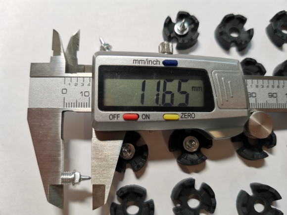 Комплект силуминовых шипов (7мм*12шт) с подкладками (16 шт)