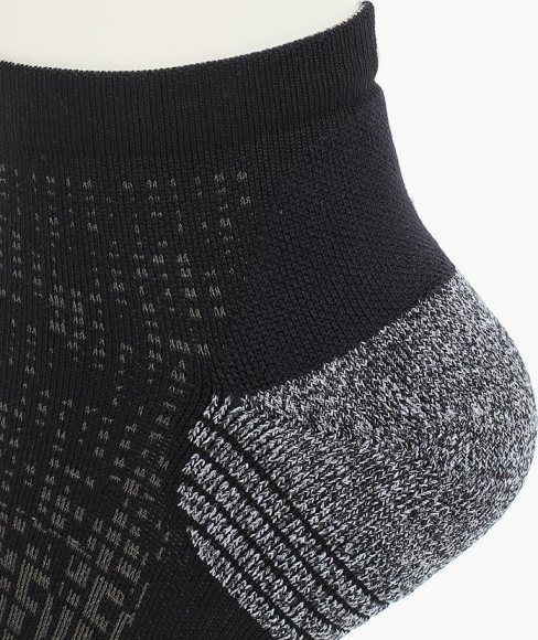 3013A280 001 ASICS Ultra Light Quarter Sock / Носки