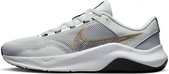 DM1120 003 NIKE Legend Essential 3 / Кроссовки